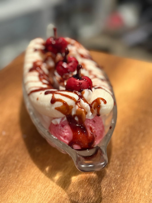 Whole Banana Split candle is a glass dish