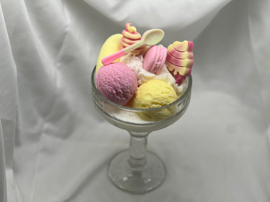 Bubble Gum (Margarita Glass)
